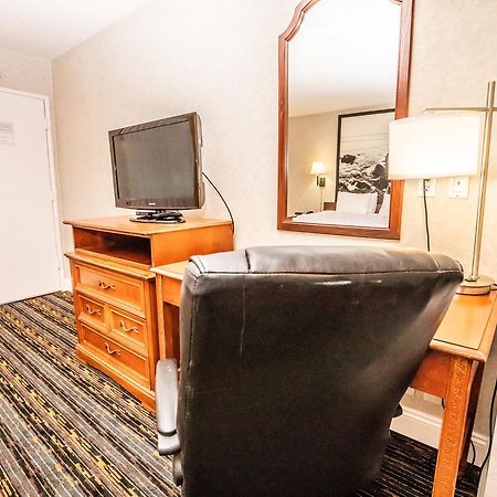 Pelican Inn Монтерей Экстерьер фото